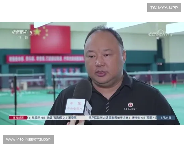 张军世锦赛场边指导关键时刻情绪激动 女双决赛紧张刺激瞬间回顾 张军世锦赛场边指导关键时刻情绪激动 女双决赛紧张刺激瞬间回顾