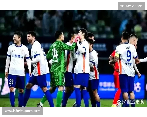 山东泰山主场惨败蓉城，崔康熙批评战术执行不力